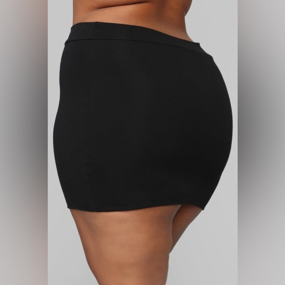 NWT Fashion Nova Melanie Mini Skirt - Black Size 2X - Picture 5 of 11